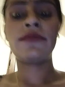 Raseeli_bhabhi1 - Boobs sucking