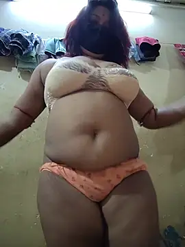 Curvy-Kamini