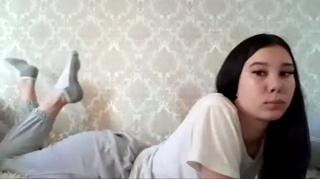Nolli_Heily - Take off my stockings!