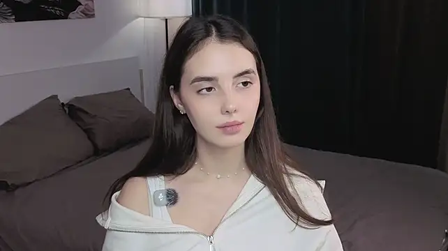 JuliDahill