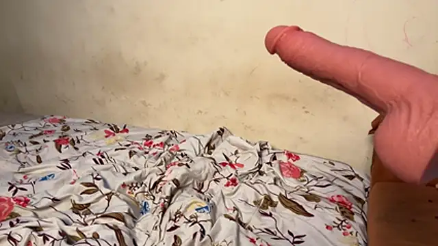 Sheela_oshovadi - ice rube on boobs👅