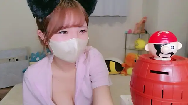 Rico_rico_ - 黒ひげ危機一発🤍ルールはアナウンス見てね🥺最後の罰ゲームがやばすぎて…