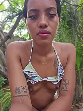 Brenda_Mcfly - 50 SQUATS NAKED + Toy control x2mn🕹️
