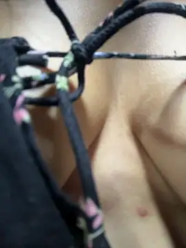 Sara-cherry - ✨GIVE ME MILK FROM YOUR TITS✨