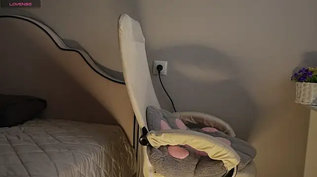 888_666 - fuck pussy with red dildo<3