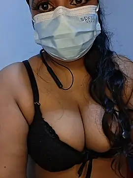 Claravivian2000 - Full nude fingering with oil