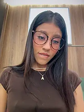 Alejandra_ospina - 😈PANTY OFF+ FINGER IN MY WET PUSSY 😈