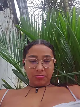 Andrea_Mcfly - fingering pussy 😻 and moan bb