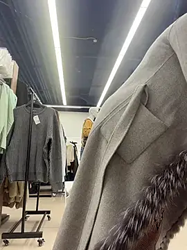 AdelRich - Rub pussy in mall