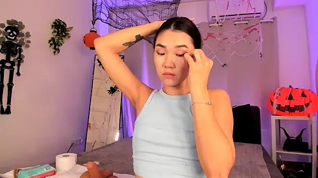 Divine_Madeleine - CHOKE ME