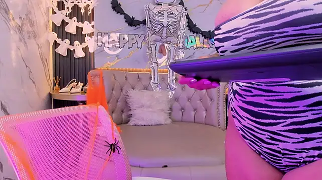Megan_hugeboobs - KISS ME BABE 💞🌸