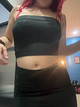 Sexymelli18 - Last tip wins 100pics+2vids