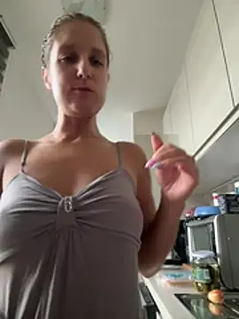 Jennifer11772 - Squirt+video for you