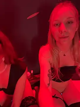 SabrinaRose_xxx - Fuck pussy with dildo infront of strange