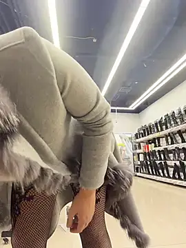 AdelRich - Rub pussy in mall