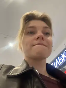 ValenciaShock - PLAY WITH MY WET PUSSY