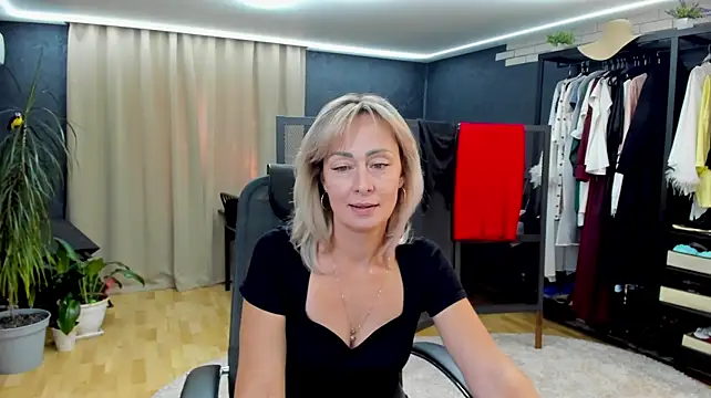 Julia_Cherry_