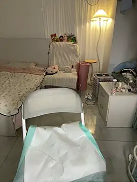 _xiaoxinxin_ - 坐脸视角5个深蹲