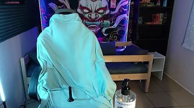 KIKI_Krash