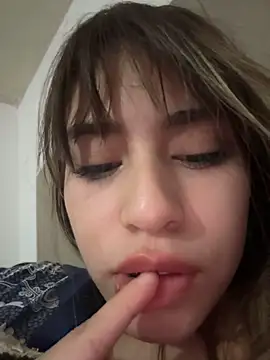 Romyamo - Show ass hole