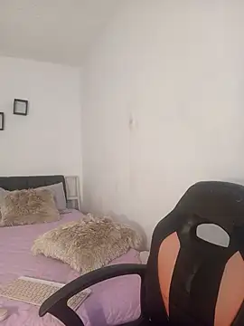 Alisha_ - 🦋Finger in pussy