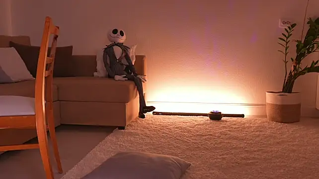 Miablueye - Anal in the oversplit between two chairs