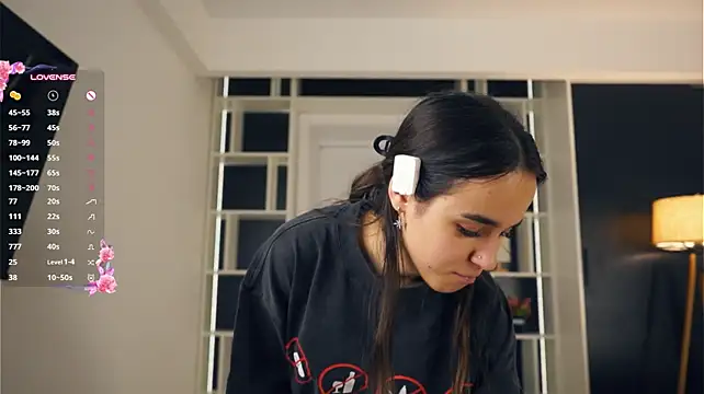 CourtneyBasbas - suck 2 fingers with drool