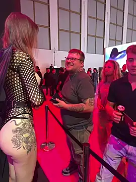 Danja_live - Stranger touch boobs 🍒