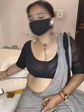 Wildharyanacouple - Show pussy