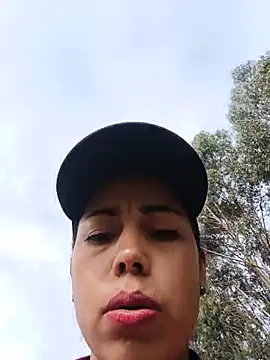 _andrea30 - MASTURBATION ON THE ROAD