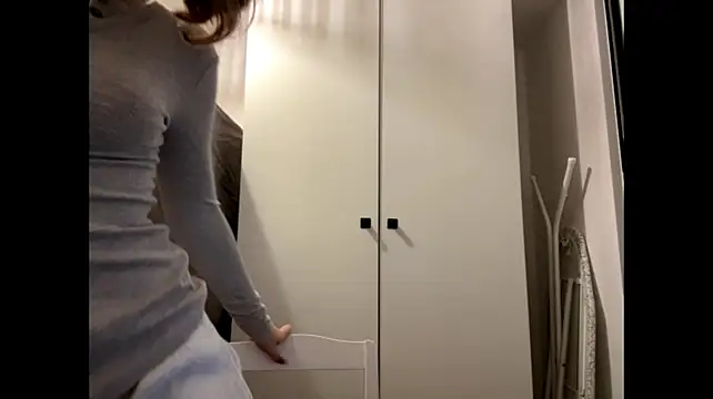Sereneglowz - Slap my ass💗