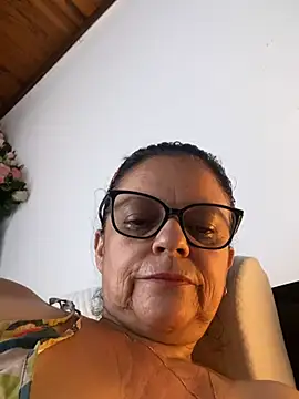 Sharongirl07 - Fingen un tío squirt