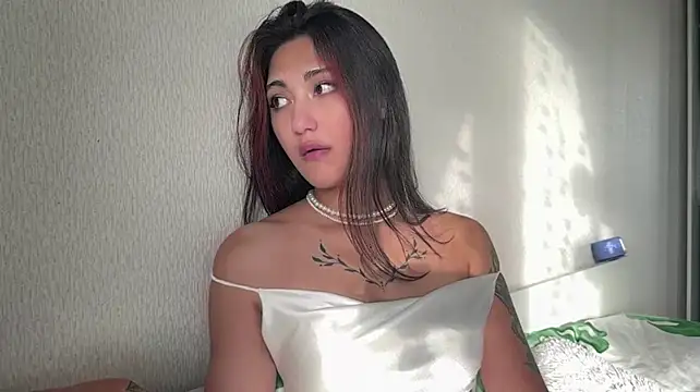 FatimaCarbonell - tease ass