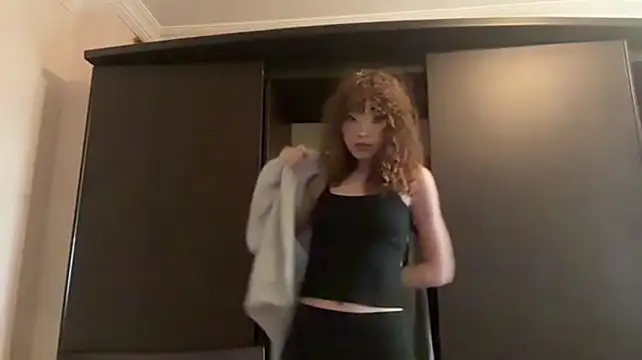 KamalaCoit - Get a hot video🫦