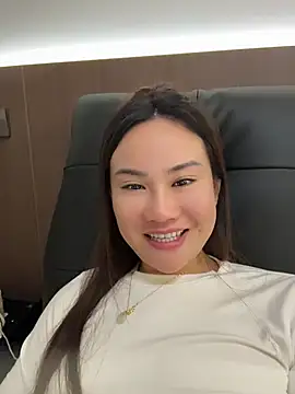 Yioyio-666 - jj抽插1分钟，最后完成任务可得小粉控制1分钟