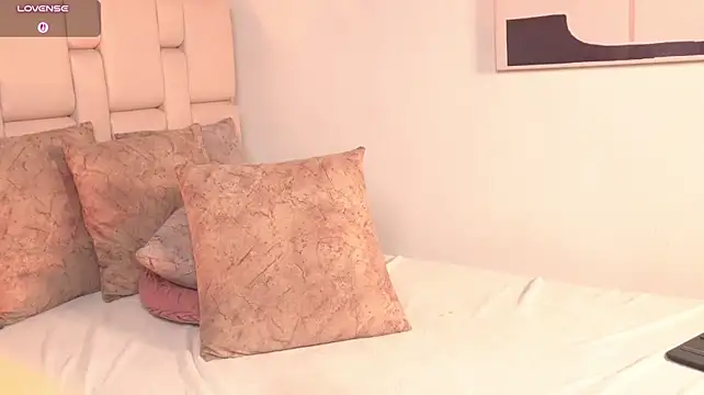 SaraMonroe1 - fuck my dildo (open legs) 💎