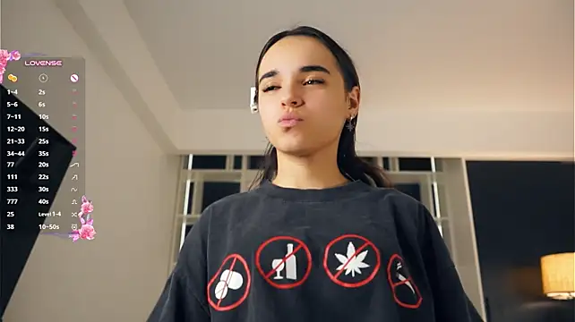CourtneyBasbas - suck 2 fingers with drool
