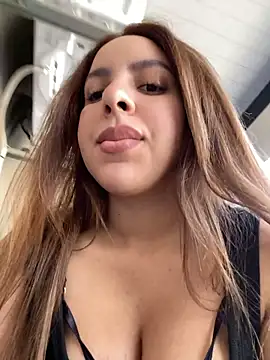 PamAnna - Spit on tits & spank ass+LT VID f* ass