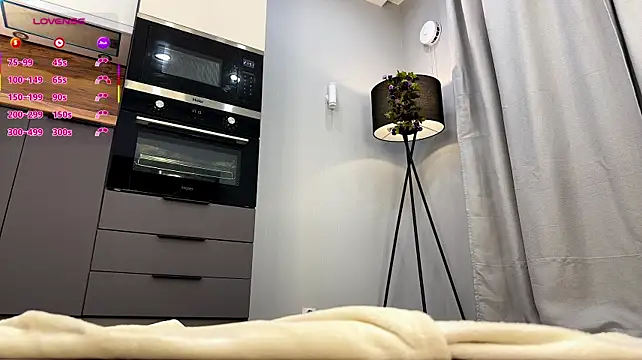DanyellSokol - 2 fingers fuck my pussy