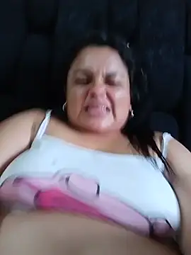 Dirty-violeta_19 - Dildo en el culo