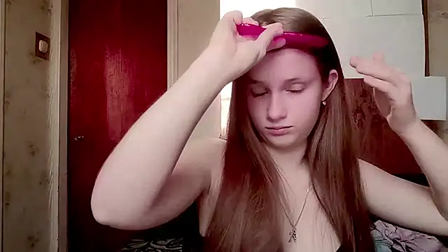 CecilleSollors - slap my cheries )