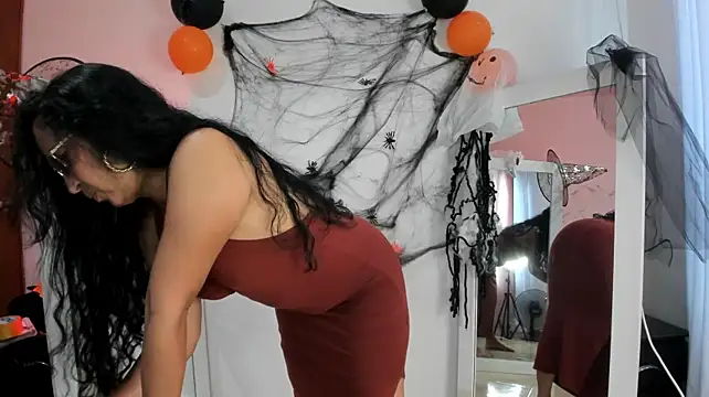 AnnaArela - show tits 😋