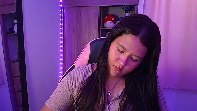 Oliviawatson1 - rub my clit 🥵