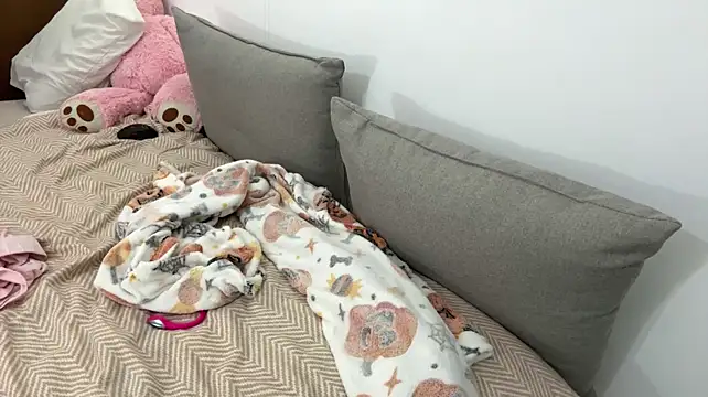 SecretCuteCouple