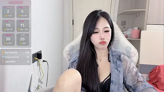 Shumu-06 - 激情秀，全裸只穿黑丝跳一曲舞😍😍~~~