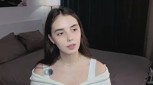 JuliDahill