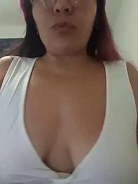 LatinaCalienteMilf - Show dance sexy and masturbacion!