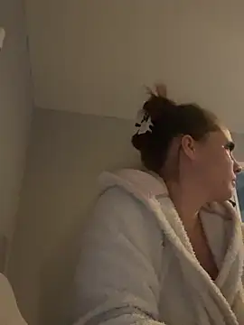 Poppylooloo - Twerk
