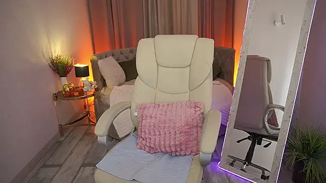CozyMell - My toy is active, try me😈💦