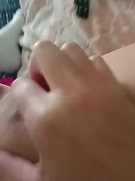 STELLAVIOLET - Infila dildo e vieni + squirt Forse